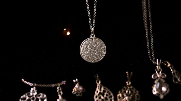 Les meilleurs colliers pour sublimer chaque événement